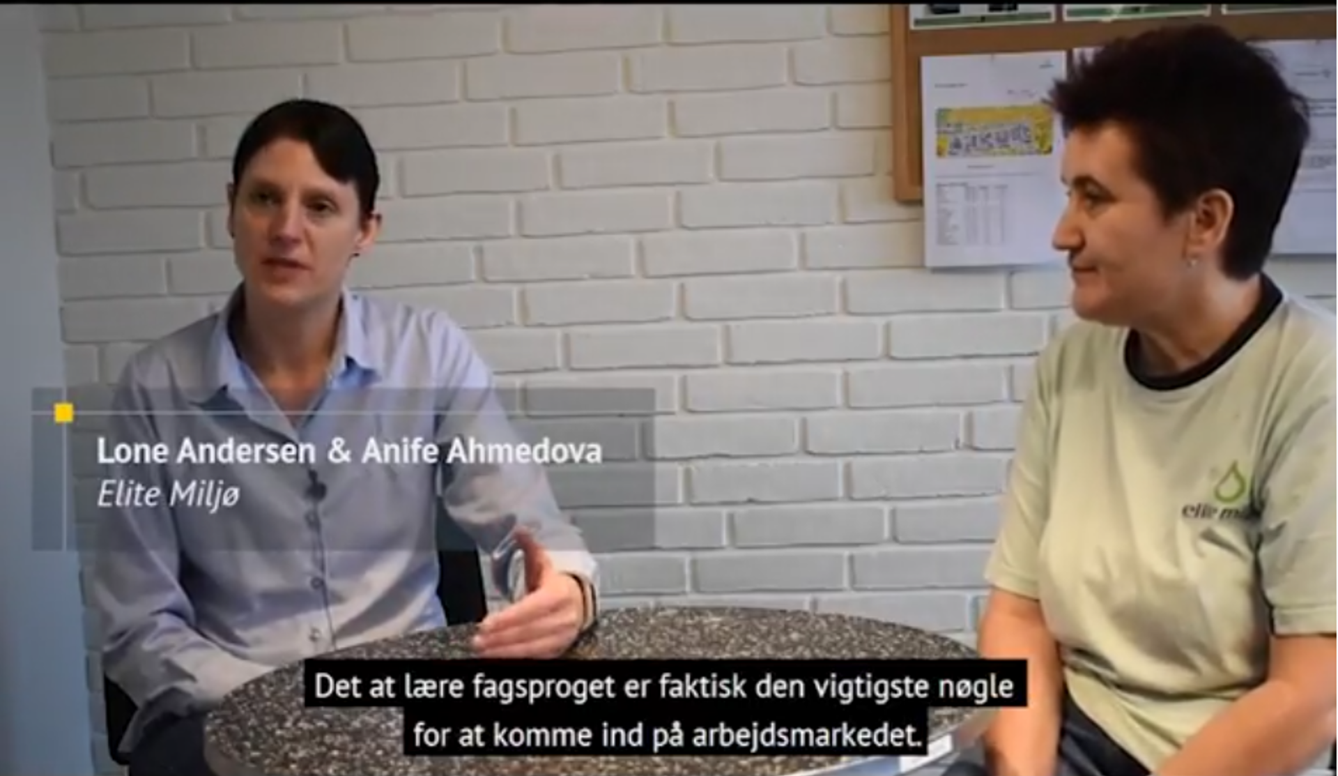 Klik på billedet for at afspille videoen i YouTube