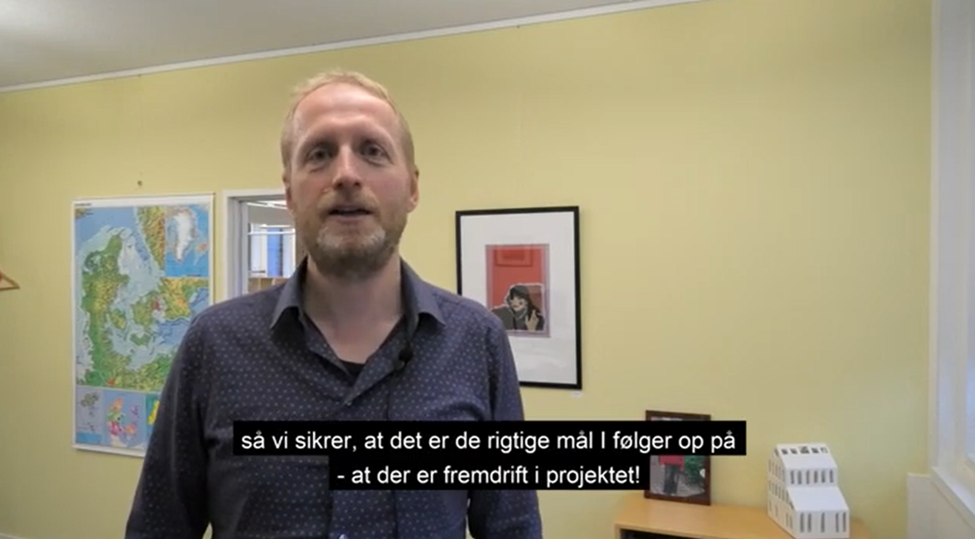 Klik på billedet for at afspille videoen i YouTube